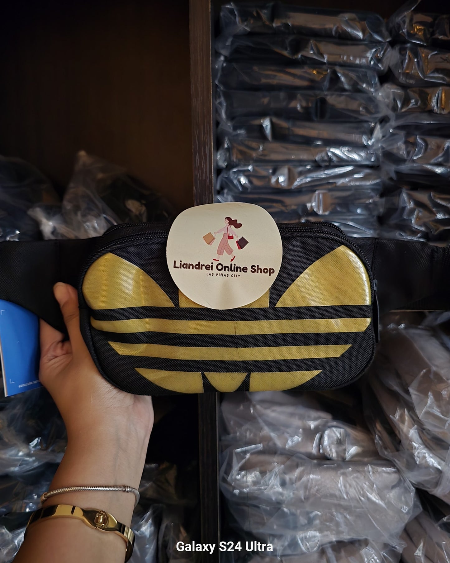 ADIDAS BIG LOGO SMALL BELTBAG WAISTBAG