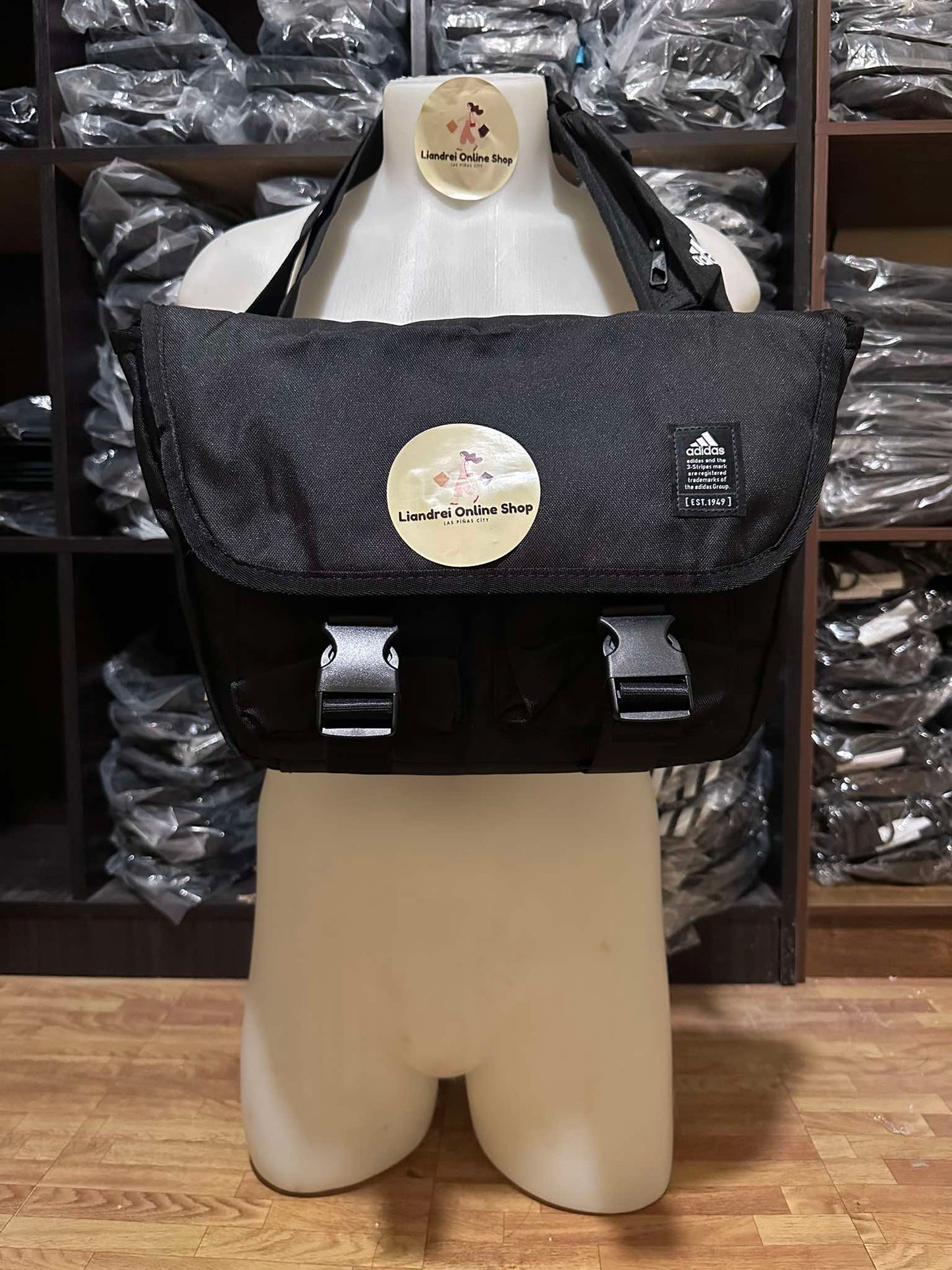 COD ADI MESSENGER BAG LAPTOP BAG CROSSBODY BAG FOR MEN WOMEN UNISEX